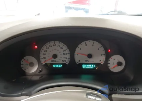 2007 Dodge Grand Caravan Sxt from USA, damaged, VIN 2D4GP44L17R112007